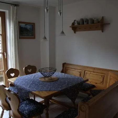 Holiday home Waxenstein